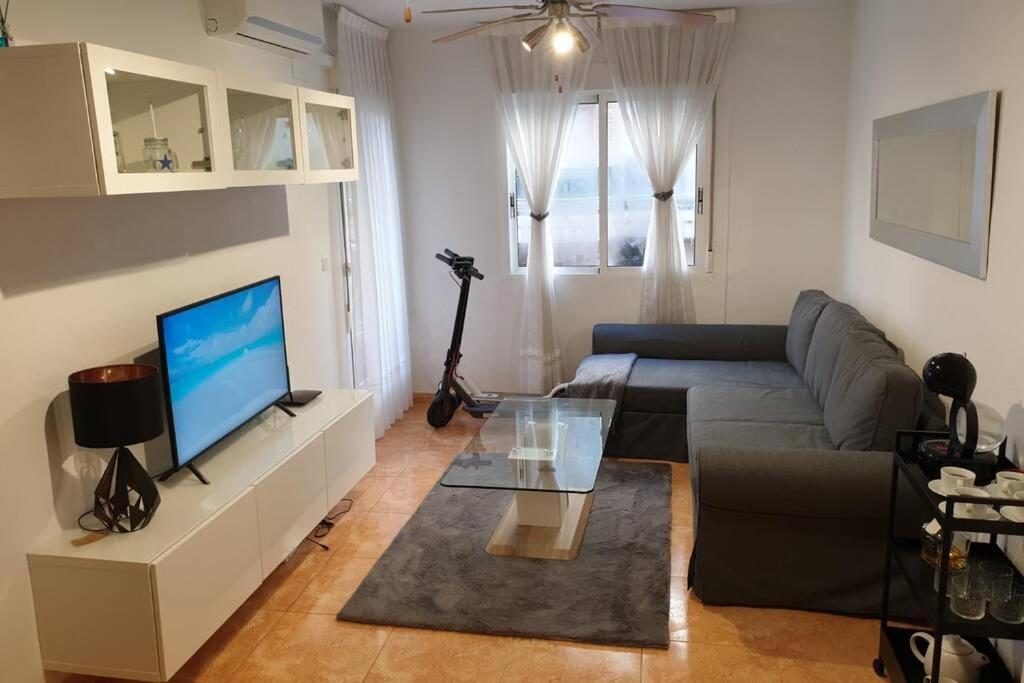 Apartment Playa Cura 150M + Electric Scooters Torrevieja Zewnętrze zdjęcie