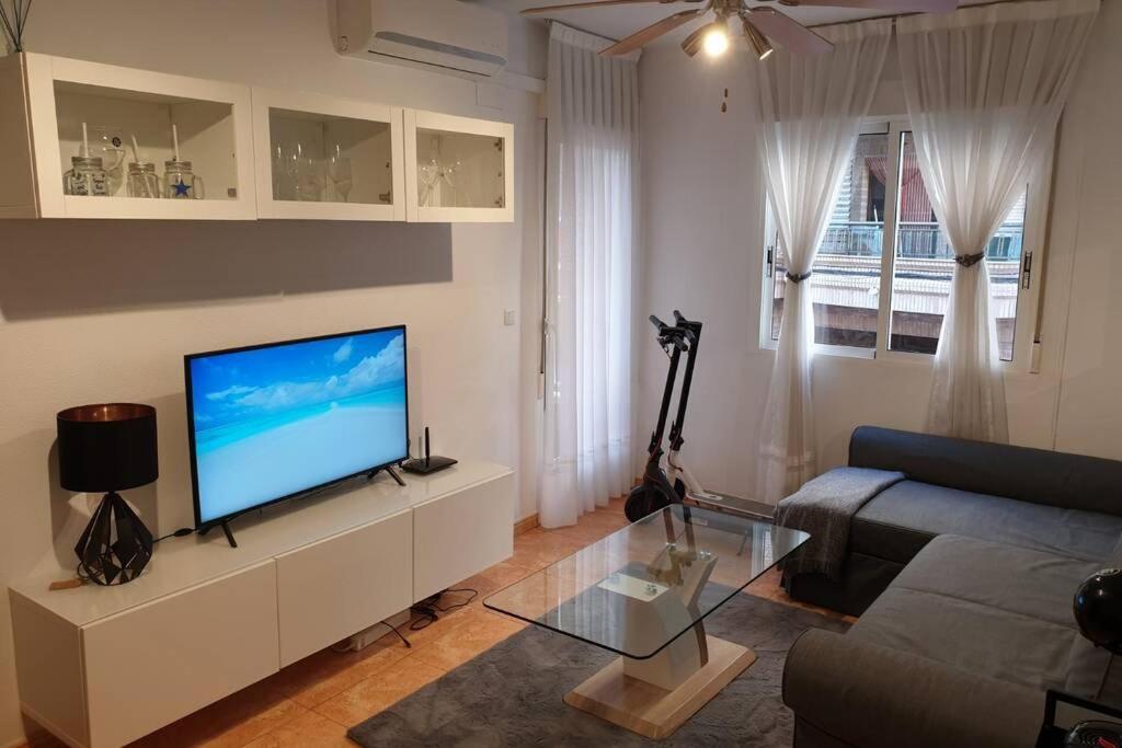 Apartment Playa Cura 150M + Electric Scooters Torrevieja Zewnętrze zdjęcie